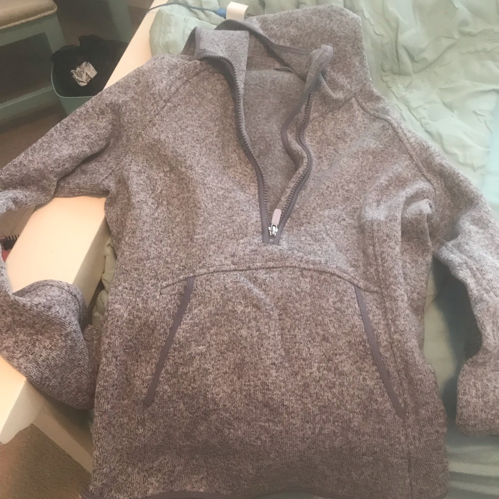 Like new lulu purple 3/4 zip